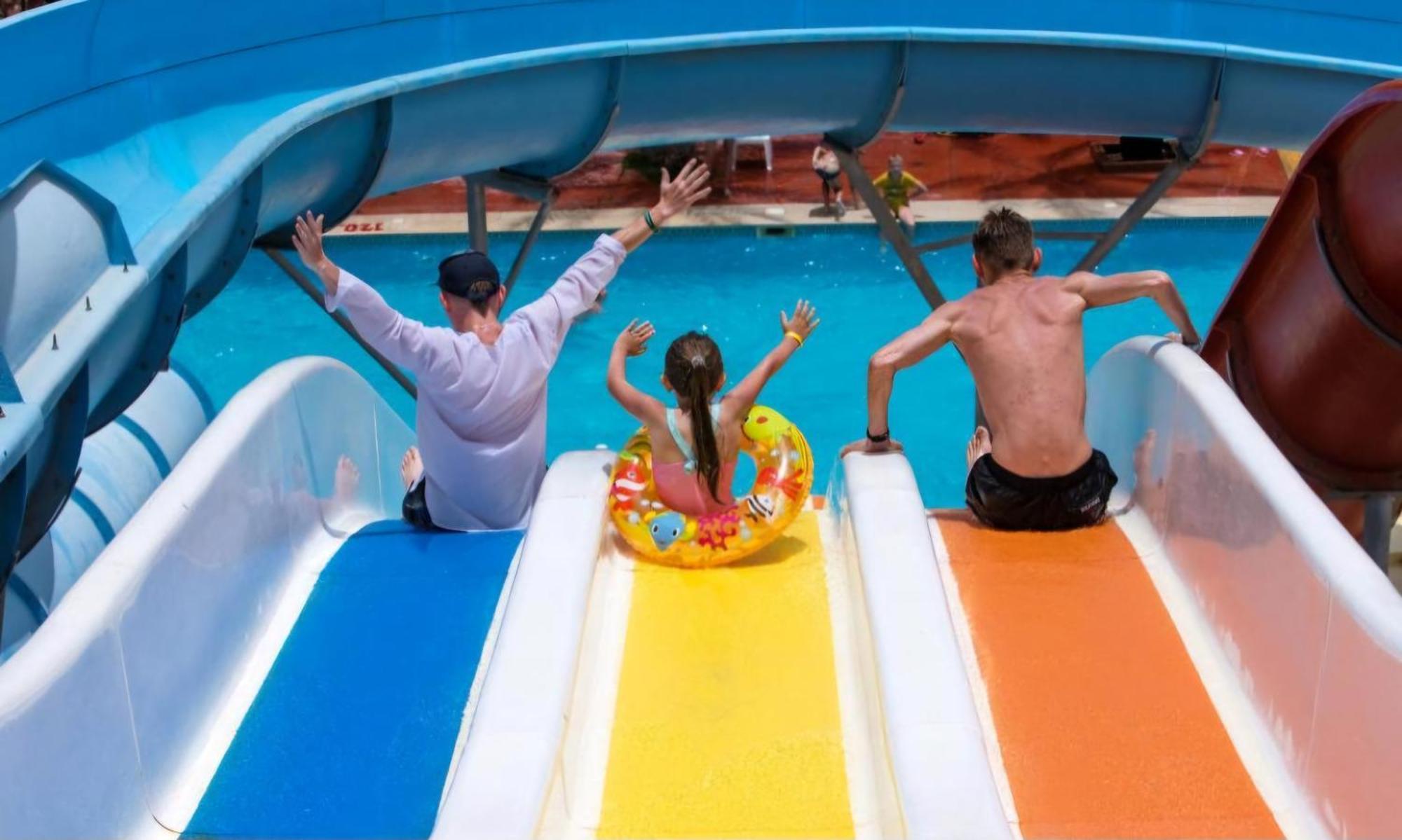 Minaland & Aquapark 4*