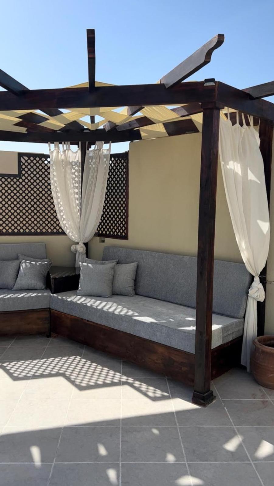 Apartment Azzurra Mit Schoener Dachterrasse Hurghada