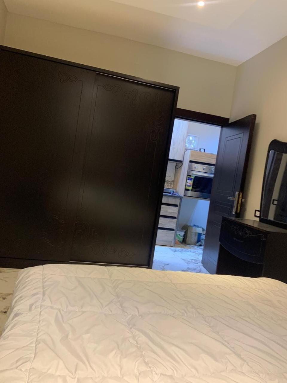 2 Bedroom In Andreas Apartment *