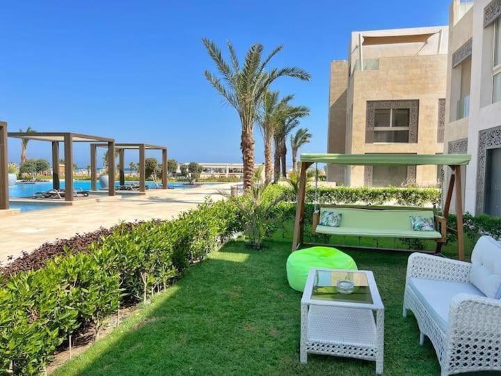Luxury 5 Bedrooms Sea Front Villa