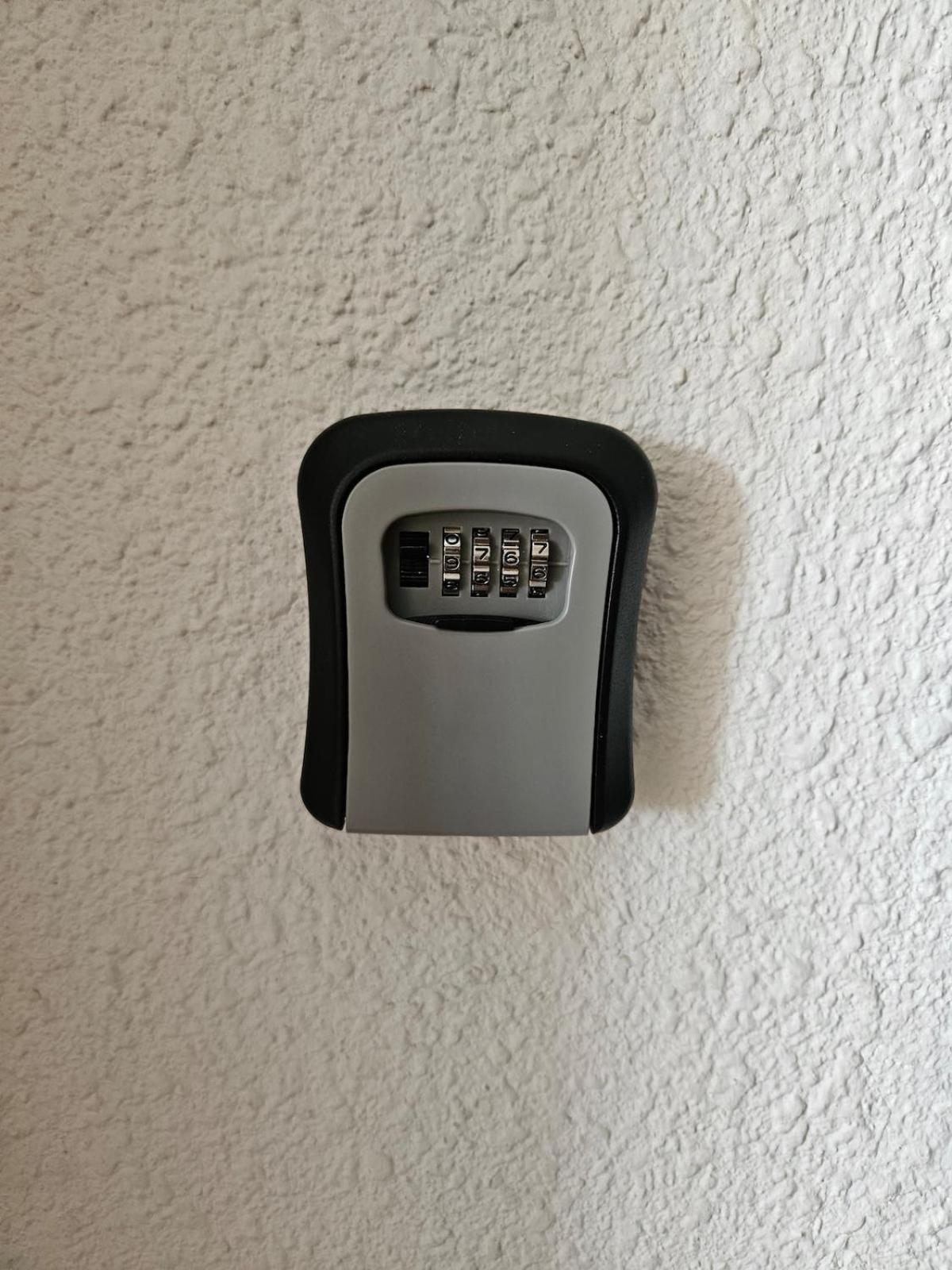 Private Garden Wi-fi And Access Appartement