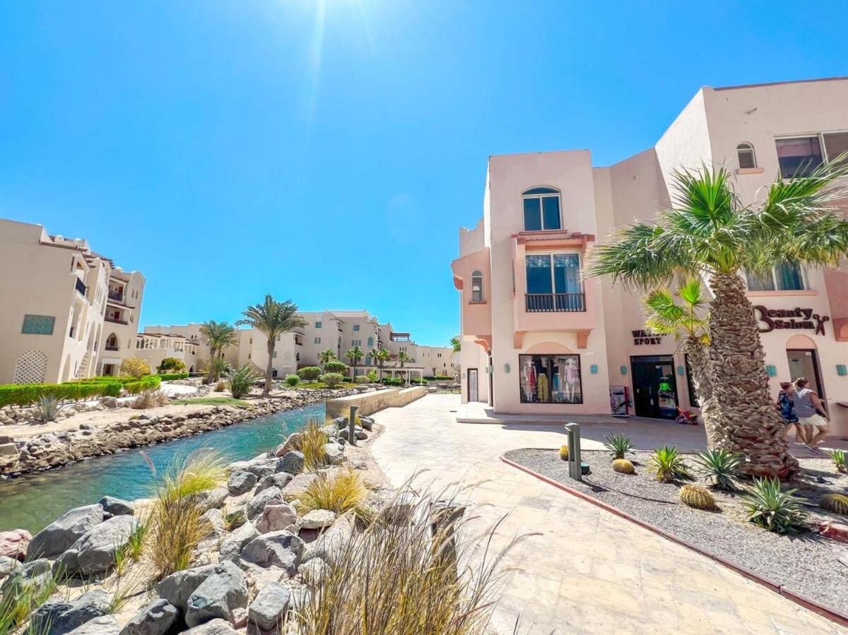 Beachfront Somabay Apartment