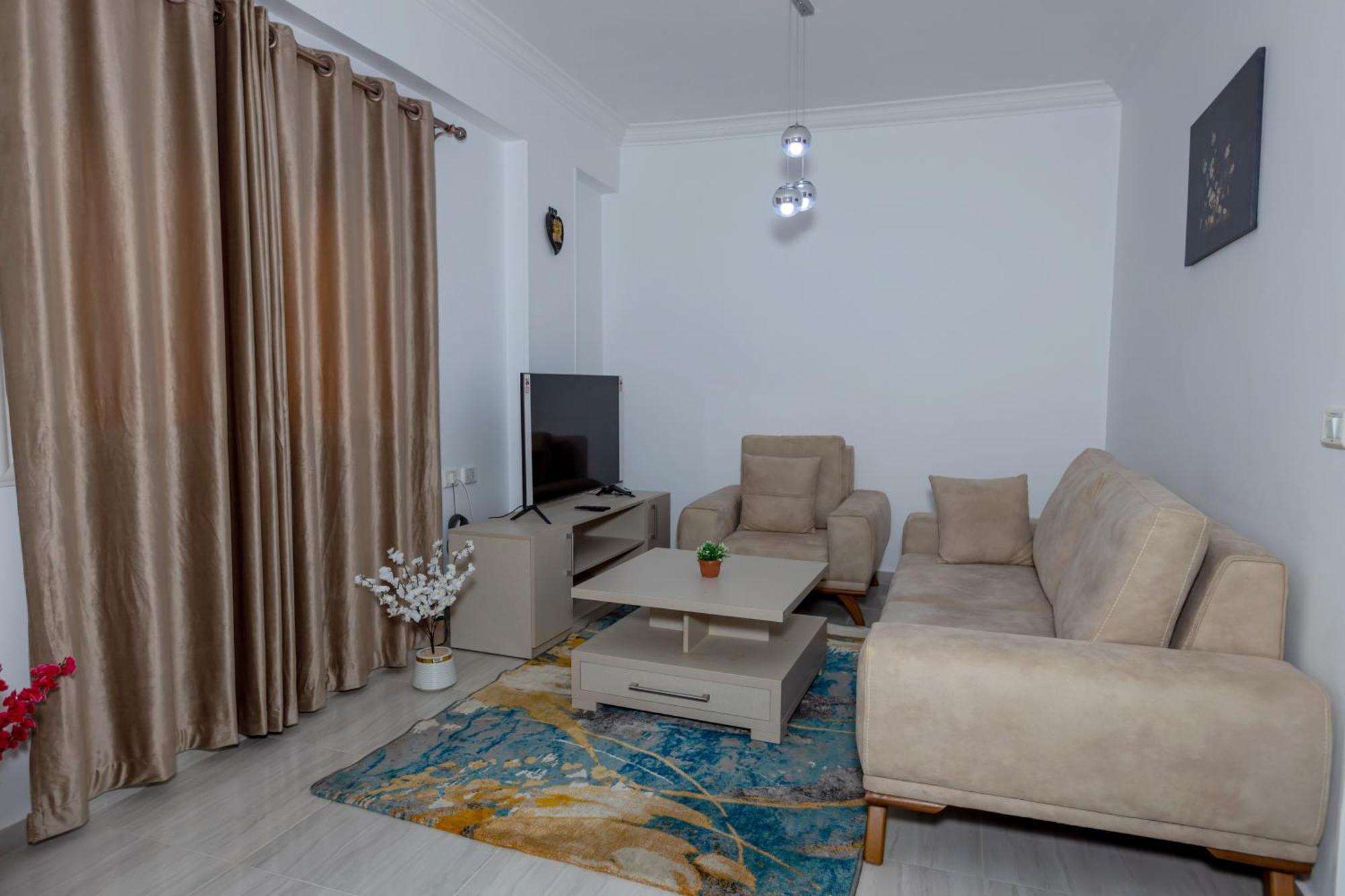 Aldora Resident Aparthotel