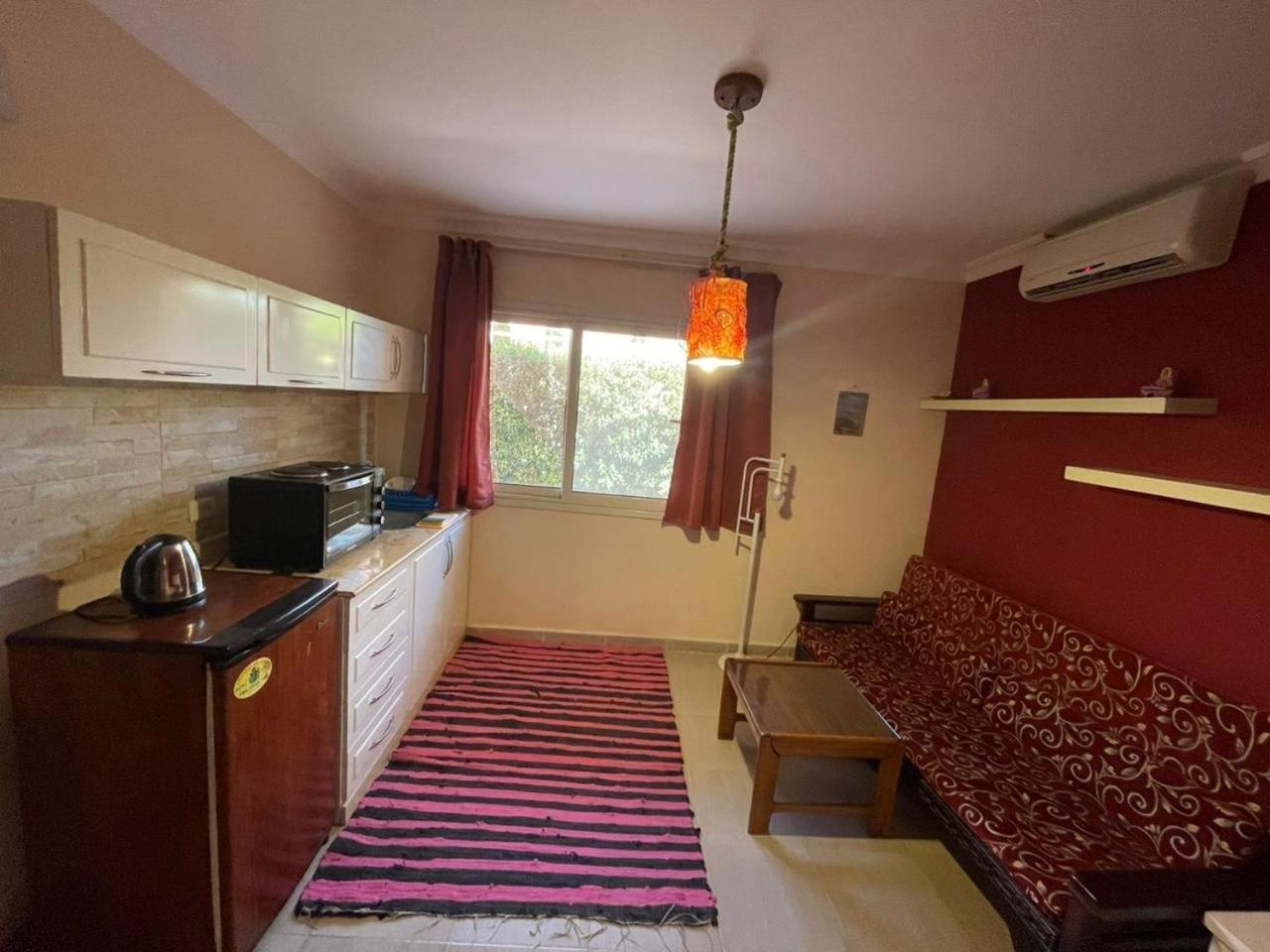 Comfortable In Karma With Private And Pools Family Only Or Female Apartment *