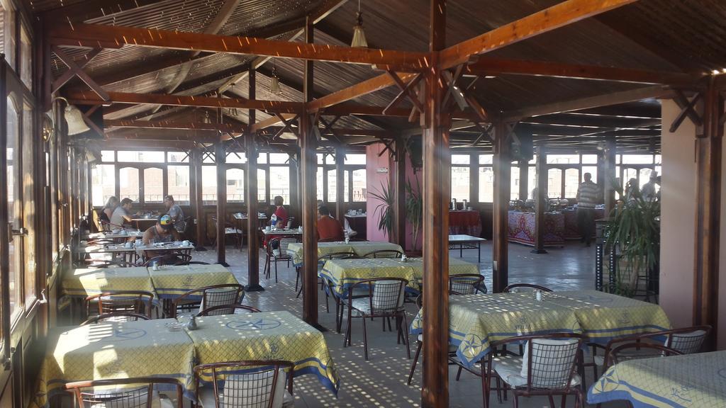 Golden Rose Hostel