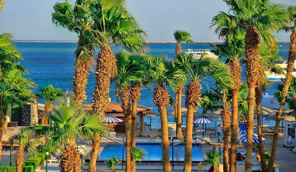 Hotel Al Mashrabiya Beach 3*