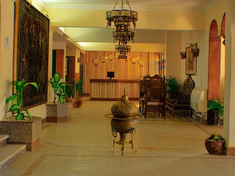 Hotel Al Mashrabiya Beach 3*