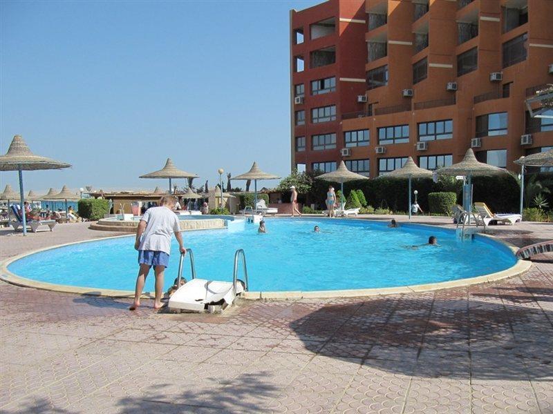 Dexon Roma Hotel 3*