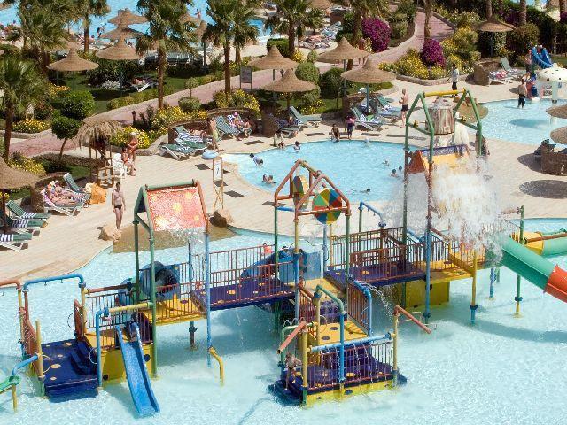 Titanic Aqua Park - Families And Couples Only Station touristique 4*