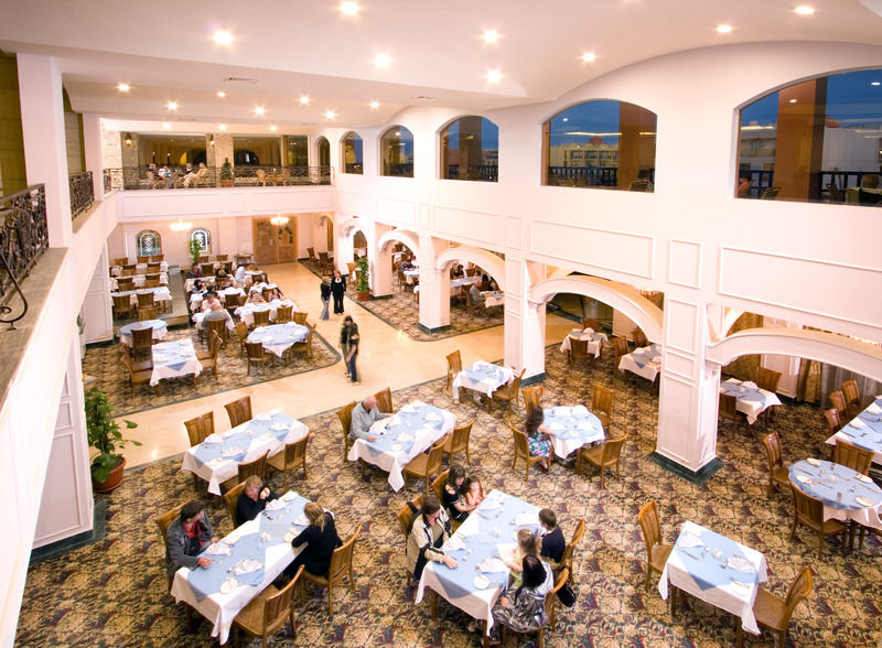 Titanic Aqua Park - Families And Couples Only Station touristique 4*