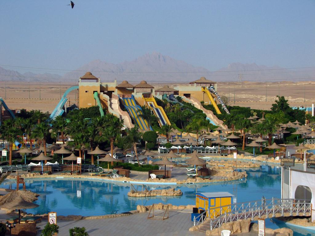 Station touristique Titanic Aqua Park - Families And Couples Only