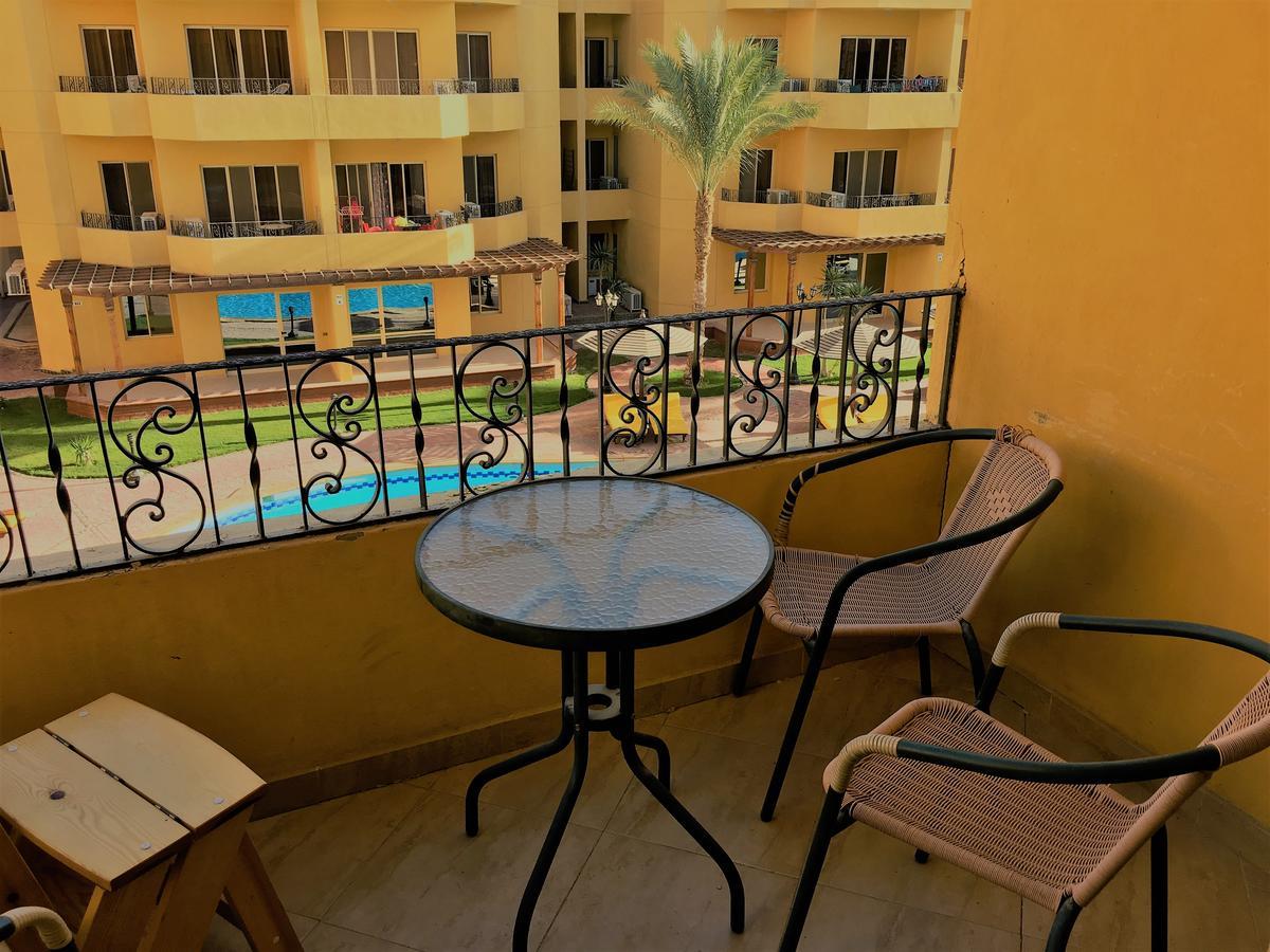 Pool View At British - Unit 13 Apartamento *