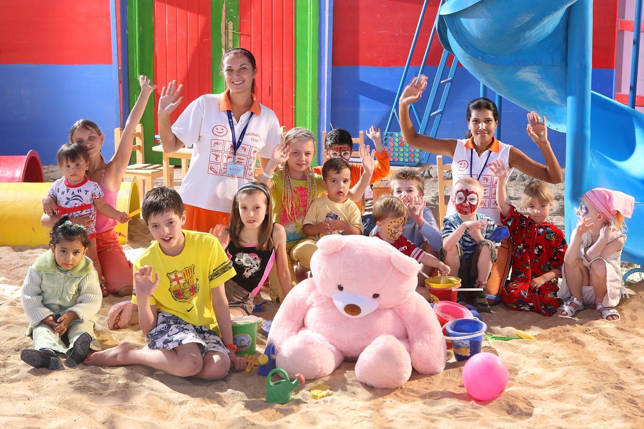 Resort Hawaii Riviera Club Aqua Park - Families And Couples Only