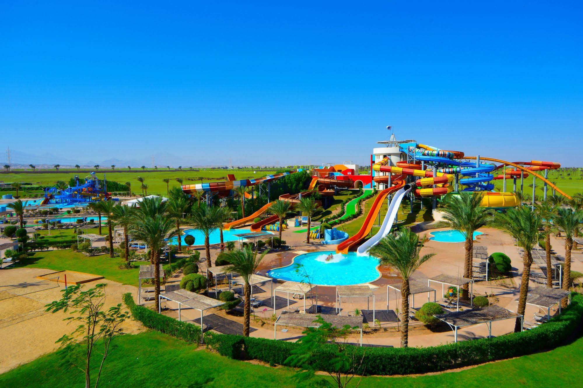 Jaz Aquaviva Resort