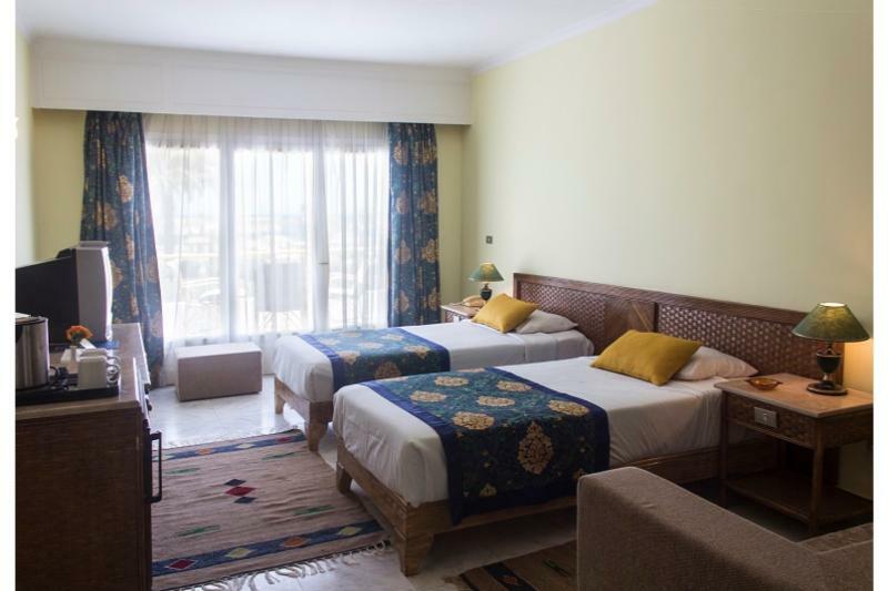 Resort Lotus Bay 4*