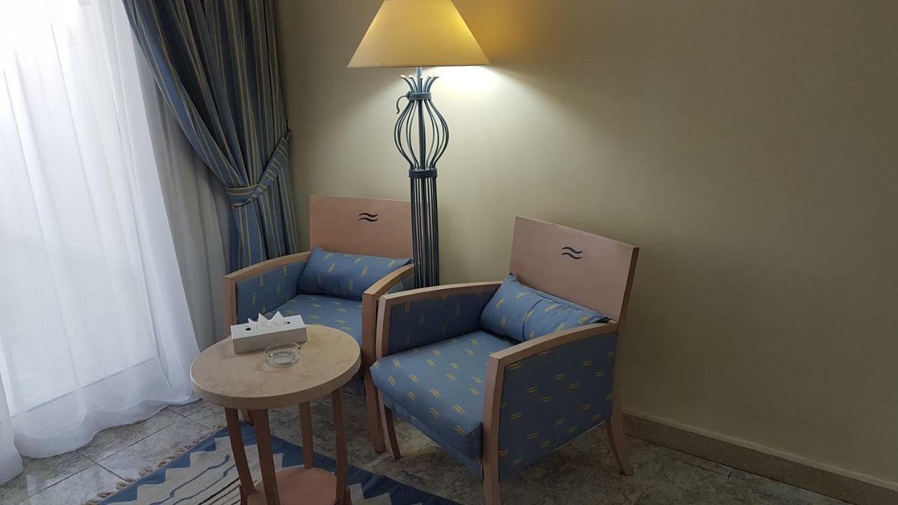 Royal Lagoons & Aqua Park Families And Couples Only Resort 5*